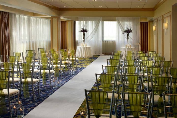 Ballroom/Hall 82 of 117